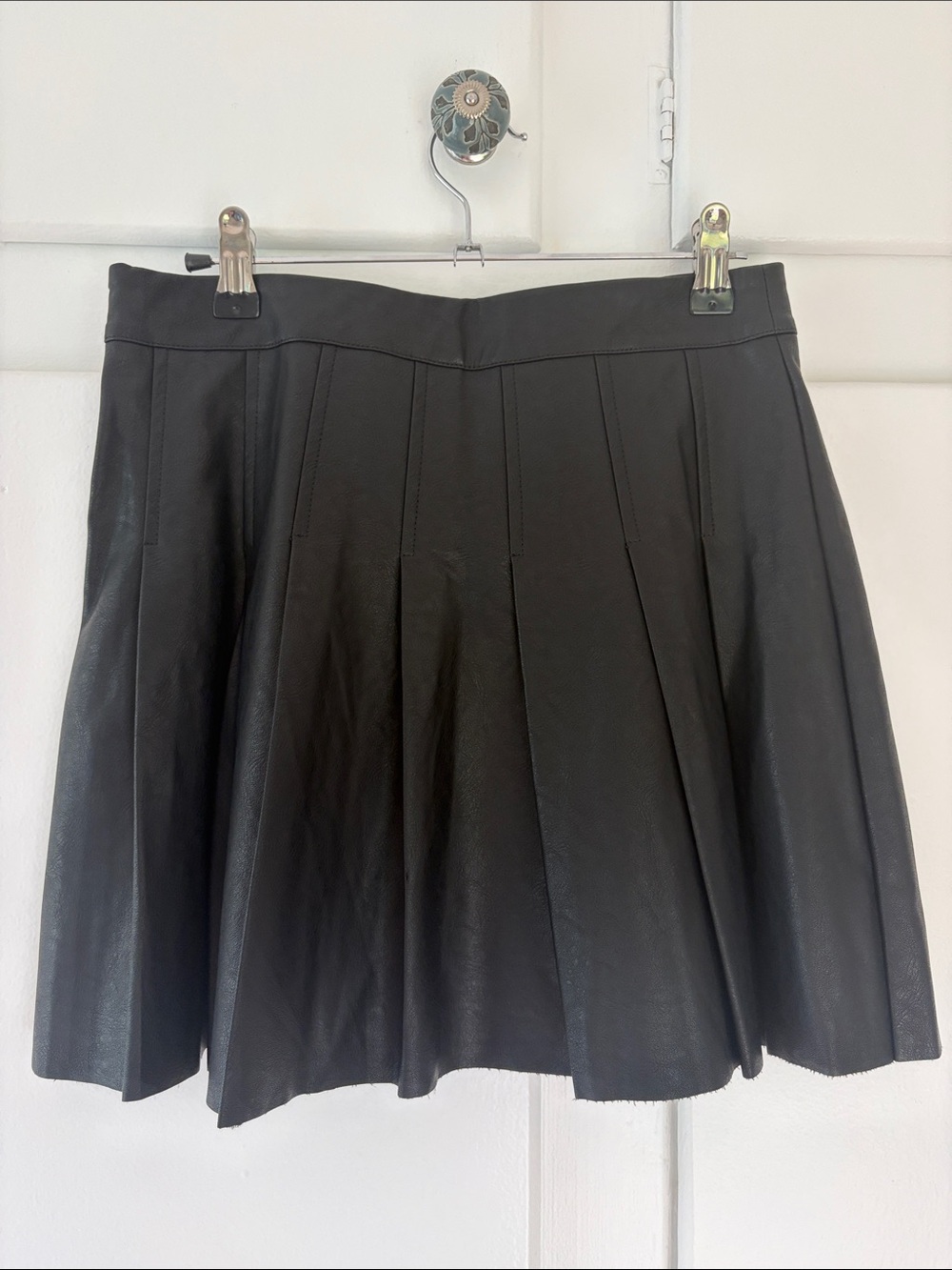 Aqua - Black Pleated Leather Mini Skirt